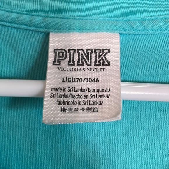 VS Pink Tee - Picture 2 of 3